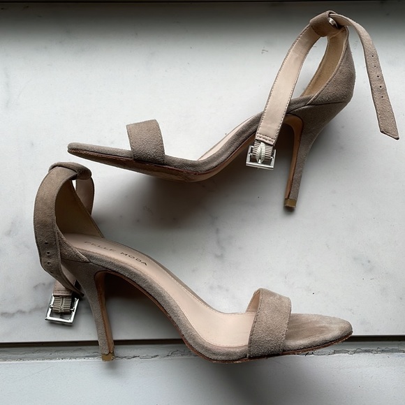 Pelle Moda Shoes - Pelle Moda Strappy Heel in Nude